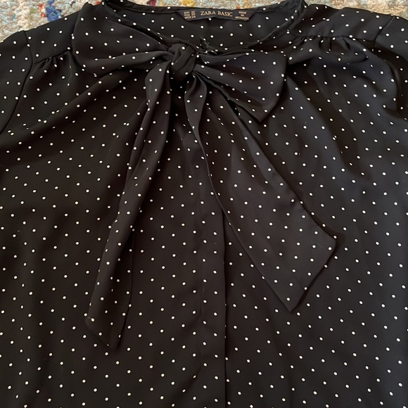 Zara Blouse - Picture 2 of 3